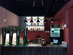 Macpherson Road (D13), Retail #456702531